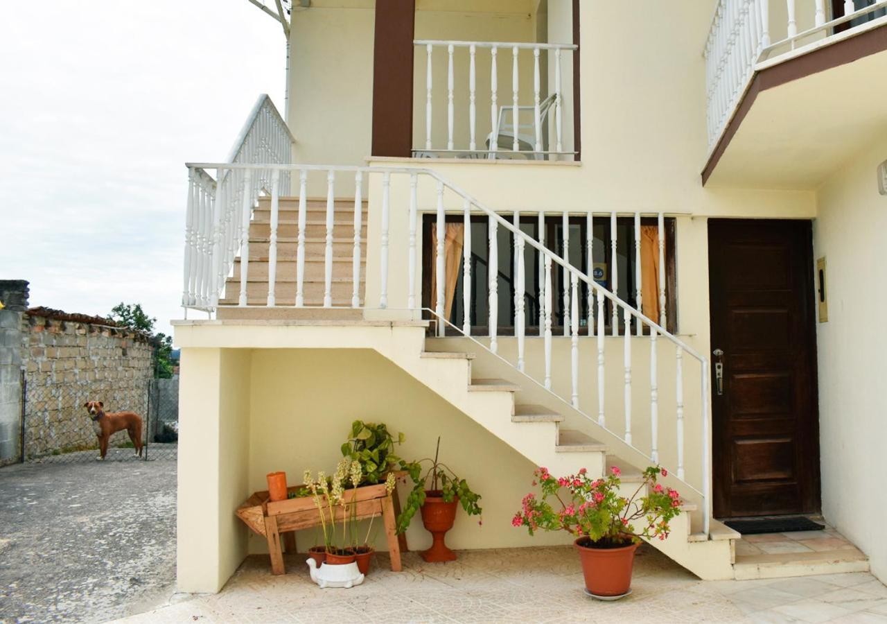 Quintinha Do Outeirinho Bed & Breakfast Soure Exterior photo